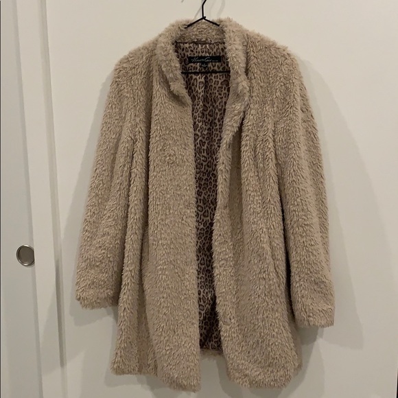 Kenneth Cole Jackets & Blazers - EUC Kenneth Cole Teddy Faux Fur Jacket